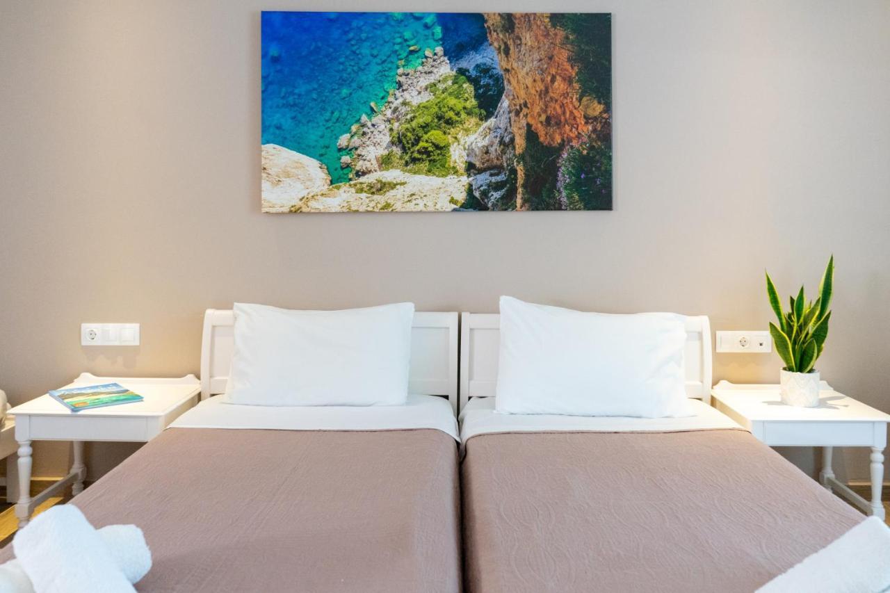 העיירה רתימנו Thalassi Hotel מראה חיצוני תמונה