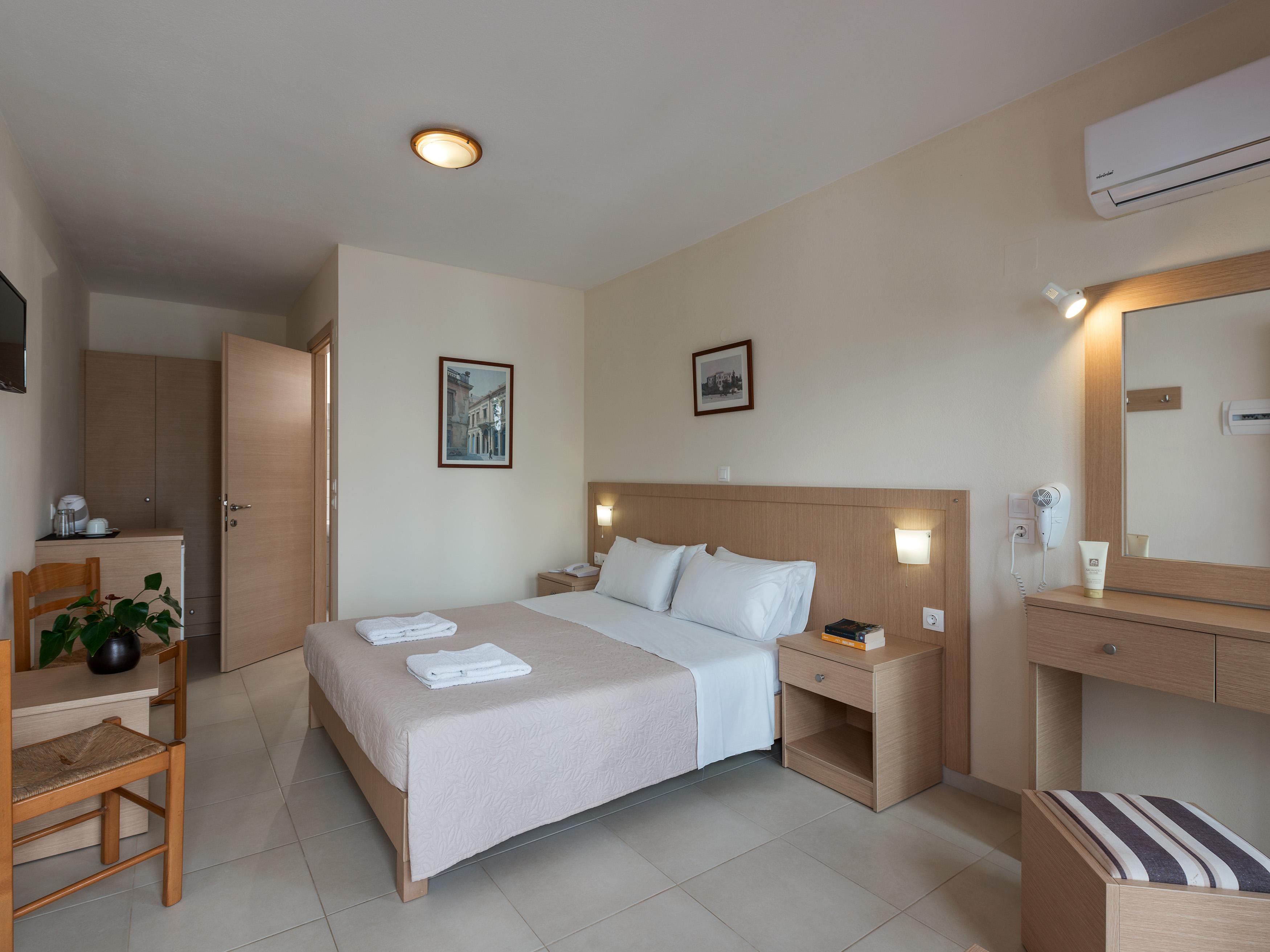 העיירה רתימנו Thalassi Hotel מראה חיצוני תמונה