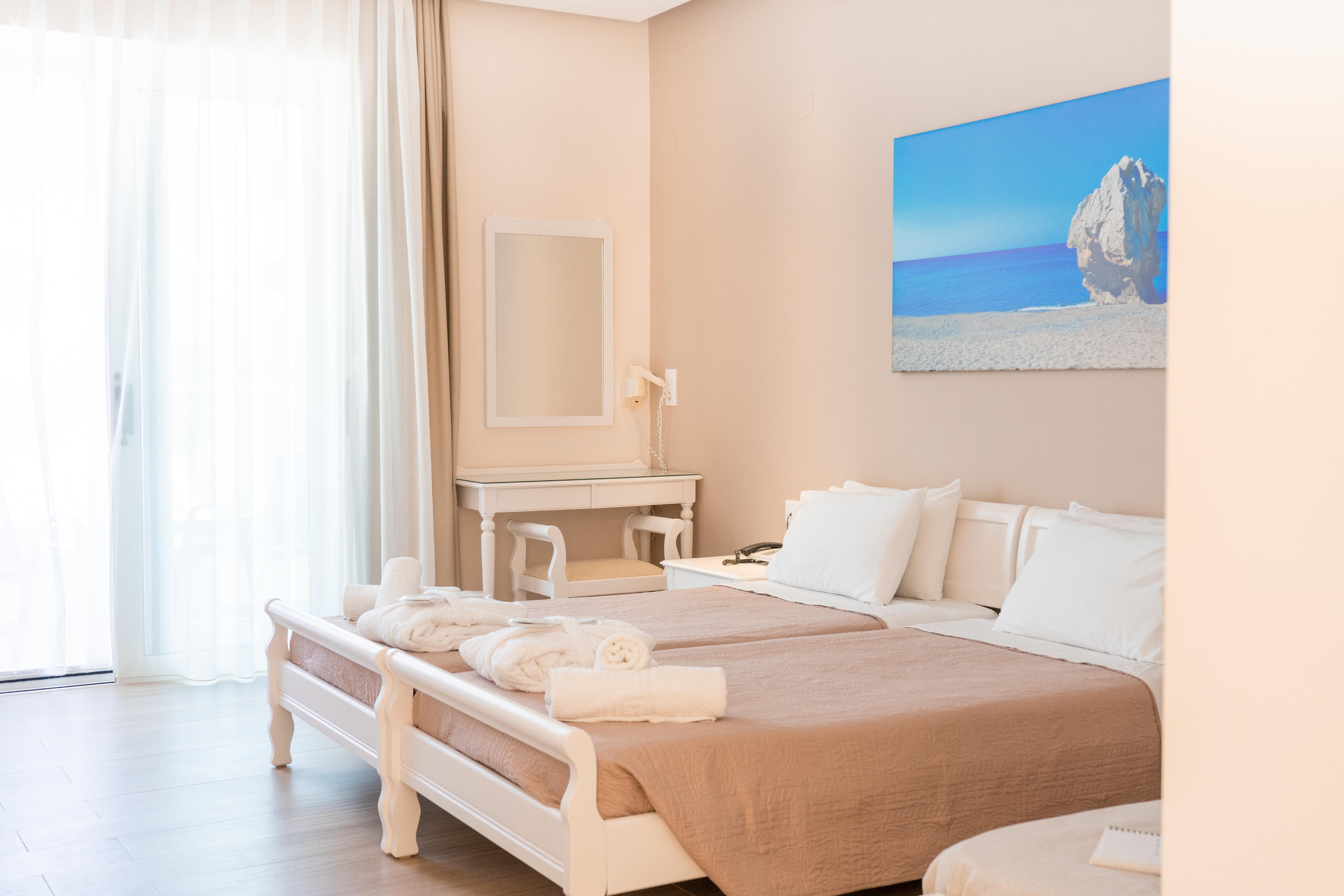 העיירה רתימנו Thalassi Hotel מראה חיצוני תמונה
